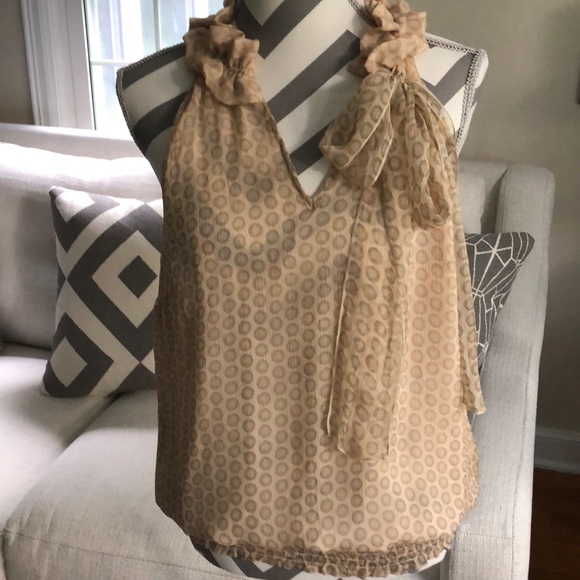 Tops - 🎉Tan Sleeveless Silk Blouse